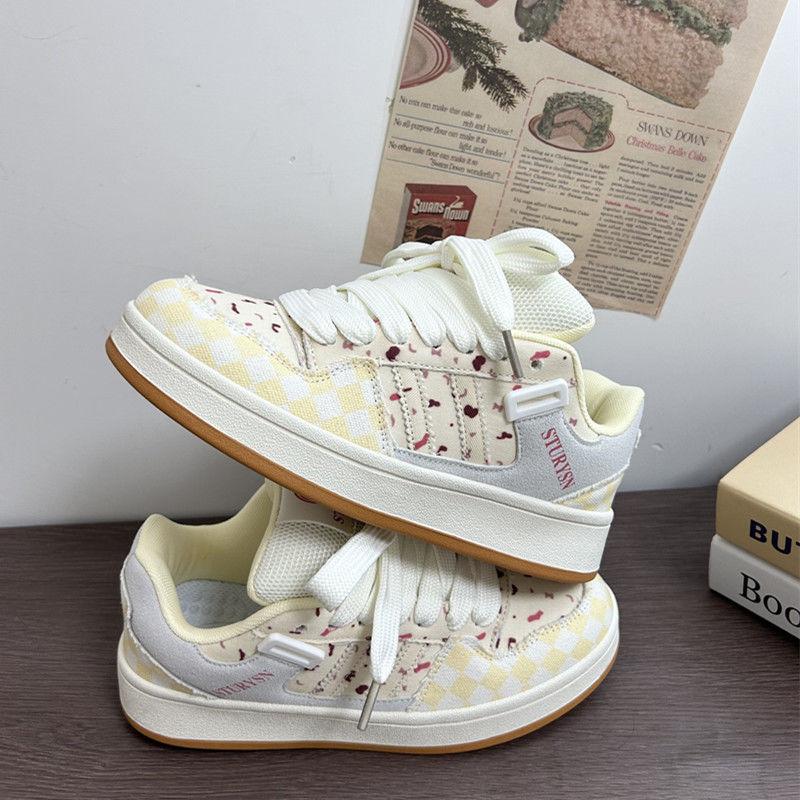 Niche Cranberry Color Scheme Bread Shoes Female Student White Shoes Summer New Versatile Casual Shoes