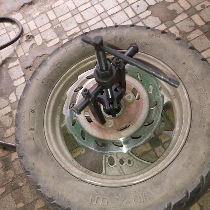 Car Auto Carbon Steel 3-jaw Inner Bearing Puller Gear Extractor Heavy Duty Automotive Machine Tool Kit Removal Tool