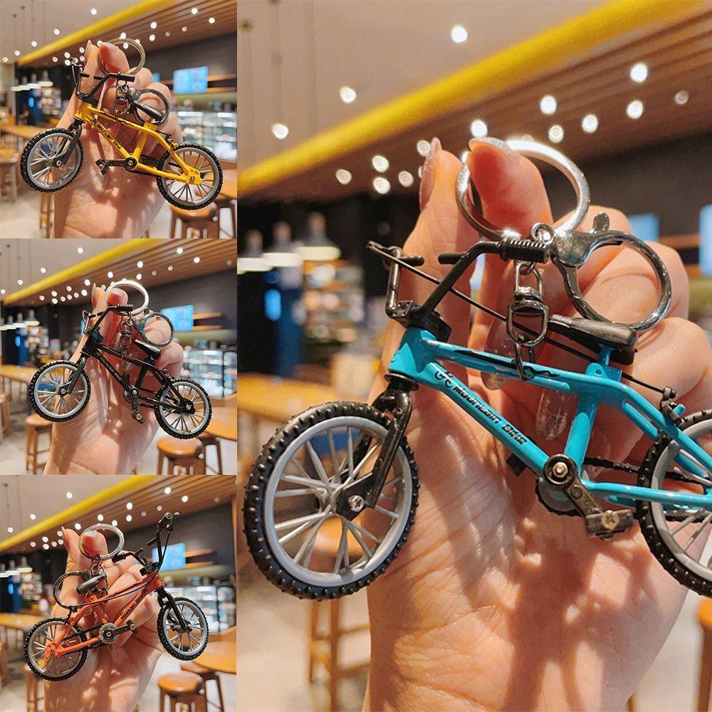 Цинк Цинковый сплав Велосипедный брелок Вращающееся колесо и руль Подвеска для велосипедной сумки Мини-велосипедный брелок Мужской