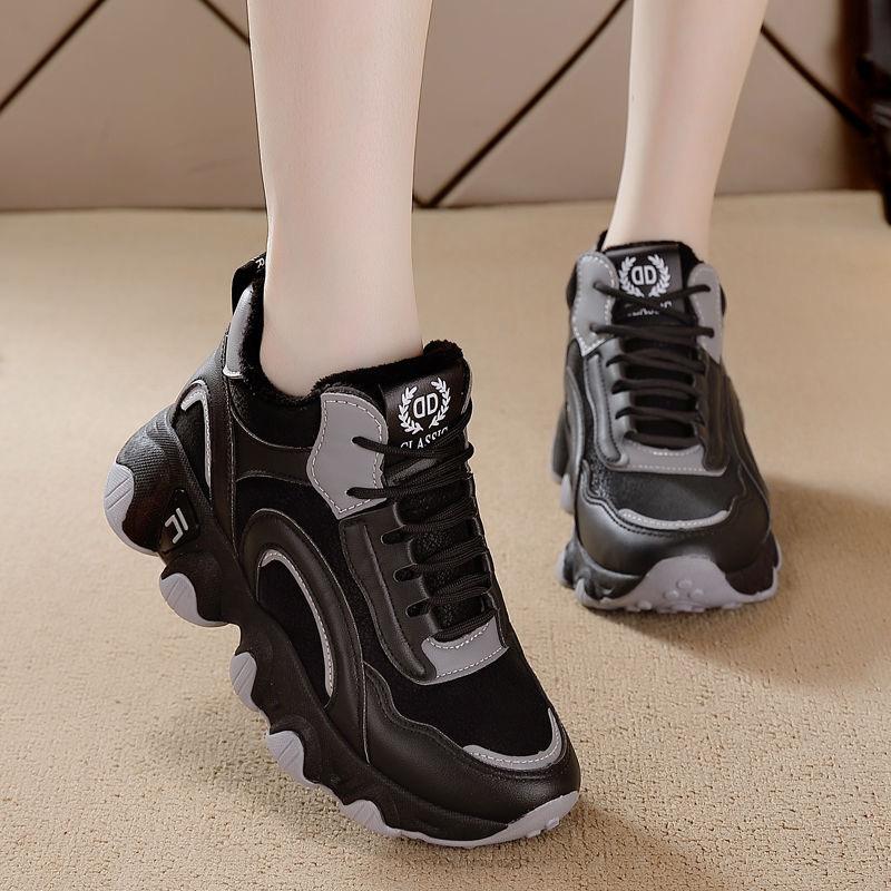 Women Sneakers 2024 Cotton Shoes Thick Sole Plush Winter New Soft Sole Lace Up Platform Fashion Warm Wear-resistant Casual Shoes