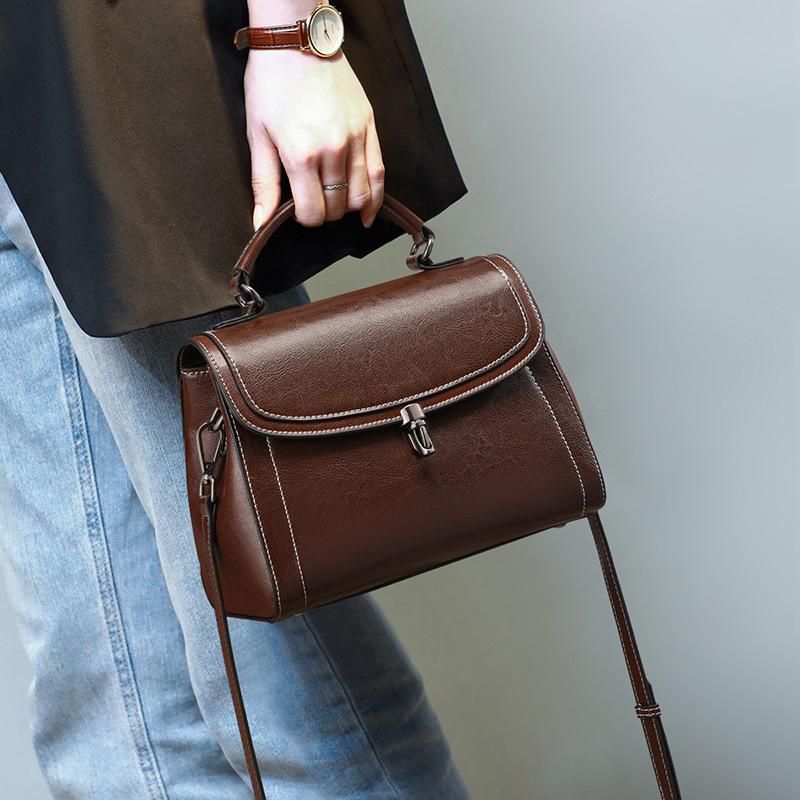 Women's Spring Summer Vintage Fashion Handbag Women's High Quality Oil Wax Leather Shoulder Crossbody Bag