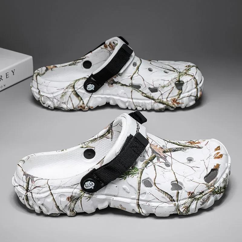 2024 New Sandals for Mens Clogs Summer Shoes Men Slippers Breathable Casual Beach Sandals Size 45 Non-slip Garden Shoes for Men