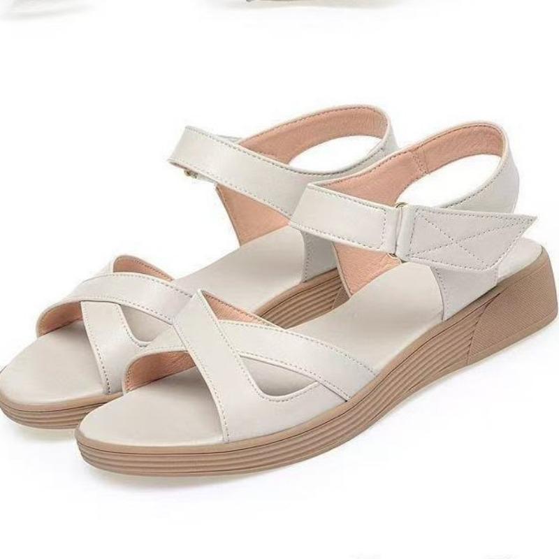 Новая летняя женская обувь на плоской подошве, нескользящая, удобная для пожилых, сандалии для пожилых, из мягкой кожи, с мягкой подошвой