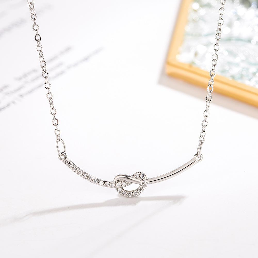 Knotted Smile Necklace Female Clavicle Chain Japanese and Korean Ins Elegant Shining Diamond Minority All-Match Necklace