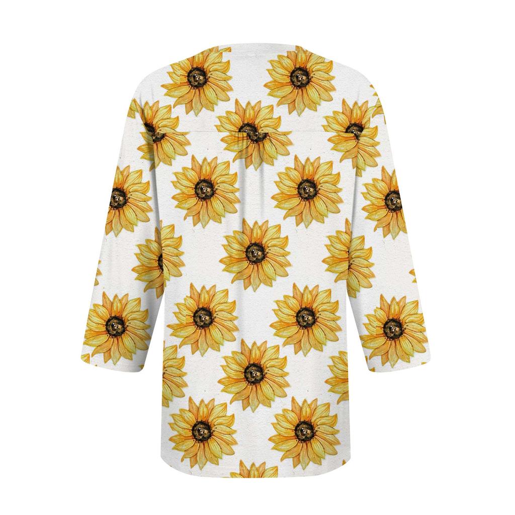 Women's V-neck Gradient Print Three-quarter Sleeve Fashion Top