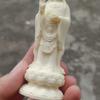 Chinese Buddhist Guanyin Statuette  Natural Material Hand-carved Art Crafts Home Decoration Feng Shui Guanyin Bodhisattva