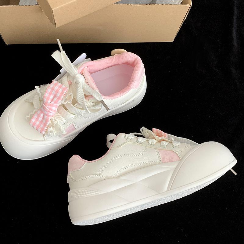 Fashion Commuter Round Head Heightened Platform White Shoes Women's 2024 New Popular Versatile Sports and Leisure Board Shoes