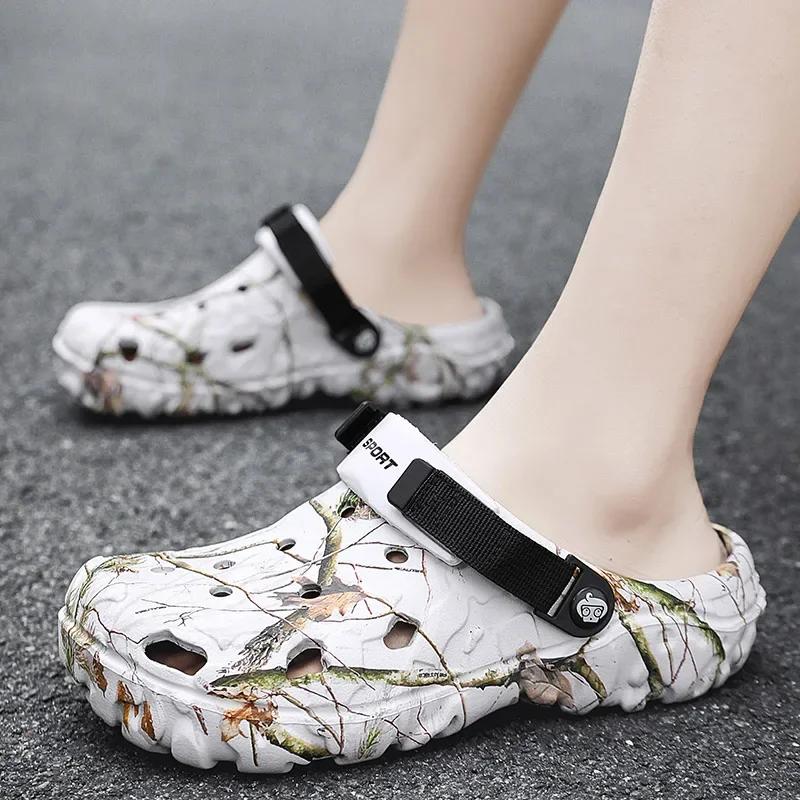 2024 New Sandals for Mens Clogs Summer Shoes Men Slippers Breathable Casual Beach Sandals Size 45 Non-slip Garden Shoes for Men