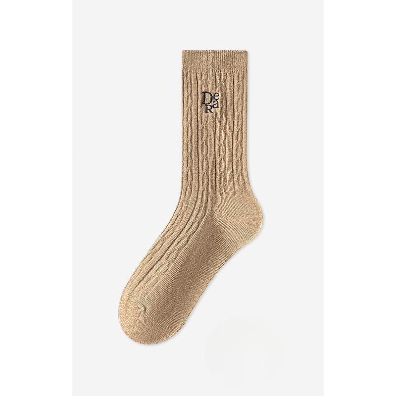Women's Spring and Autumn Mid-calf Socks, Embroidered White Anti-pilling Pure Cotton Socks, Sweat-absorbing and Odor-proof Pile Socks