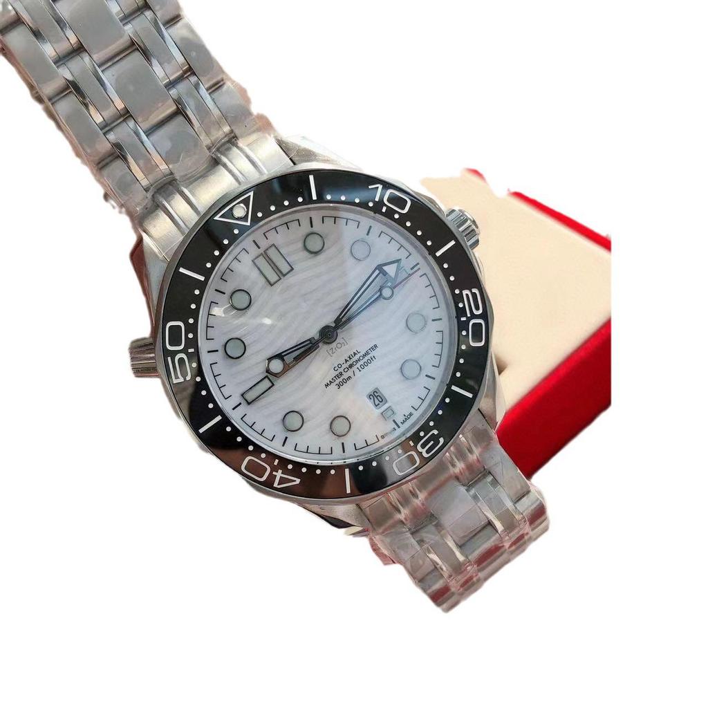 European Style Seamaster 300m Diver Stainless Steel Watch with Ceramic Bezel, Luminous Dial, and Automatic Mechanical Movement for Men.