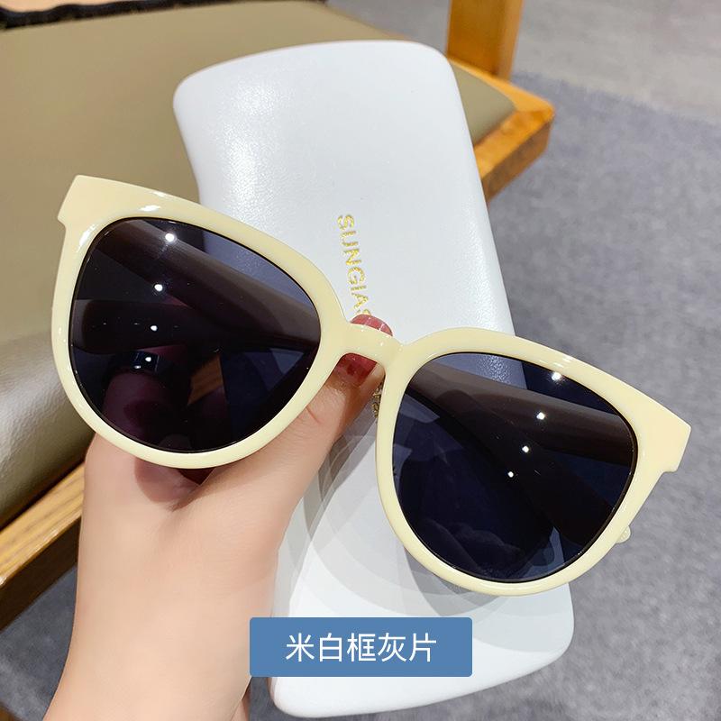 Cat Eye Fashion Sunglasses Women Vintage Luxury Brand Designer Black Glasses Sun Glasses For Female Eyewear Shades