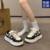 Spring 2025 New Niche Popular Super Fire Little White Shoes Women's Sports and Leisure Board Shoes Versatile Platform Bread Shoes