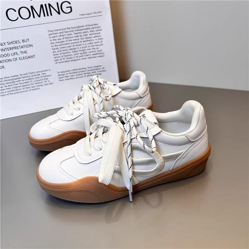 Niche Design Red Moral Training Shoes Women's Early Spring 2025 New Fashion Embroidery Platform Casual Sports Board Shoes