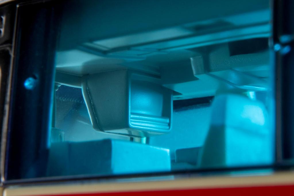 TOMYTEC Tomica Limited Vintage Neo Mitsubishi Fuso Aerobus Completed Product LV-N300c (Nippon Kotsu)