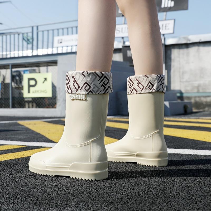 Women's Medium Tube Adult Fashion Non-slip Rain Boots