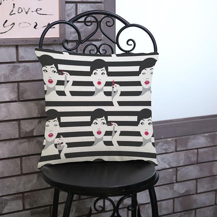 2022 Fashion Bella Black White Trendy Zebra Pattern Lady Decorative Pillows Cosmetics Beauty Care Shop Decoration Cushion Pillow