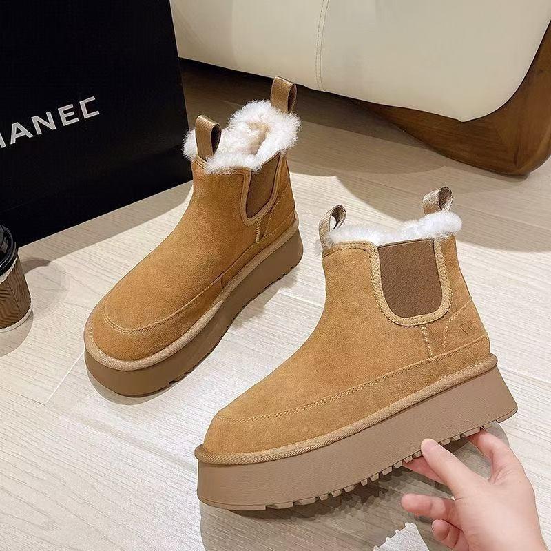 Autumn and Winter Thick-soled Snow Boots Women's Shoes Short Boots Velvet Bread Shoes Warm Cotton Shoes