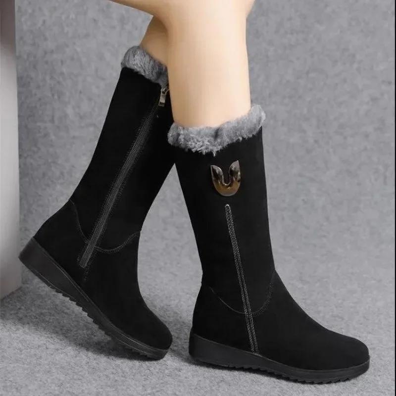 Women's 2025 New Winter Boots with Plush Midsole, Fashionable, Thick and Warm Snow Boots, Flat Bottomed,side Zipper Cotton Boots