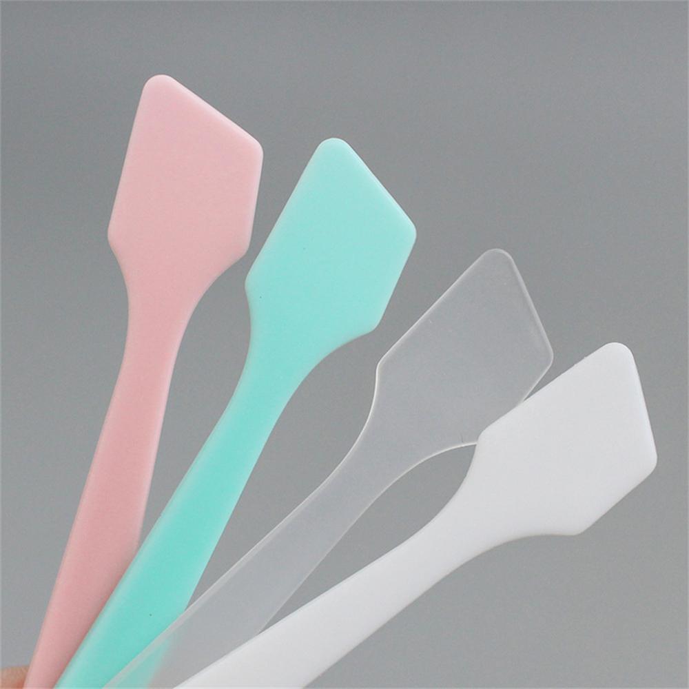 50 Pcs Plastic Spatula Set, 4 Colors 8.2x1.5cm Cosmetic Mixing Paddles for Creams Face Mask Makeup