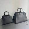 TR Margaux10 Second-Hand Minimalist Genuine Leather Shoulder Tote Bag
