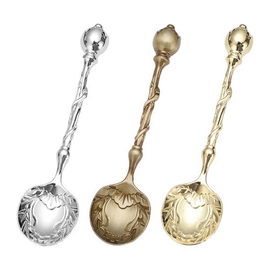 Coffee Spoon Carved Teaspoon Vintage European Palace Design Tableware Dessert Spoons for Kitchen KTY