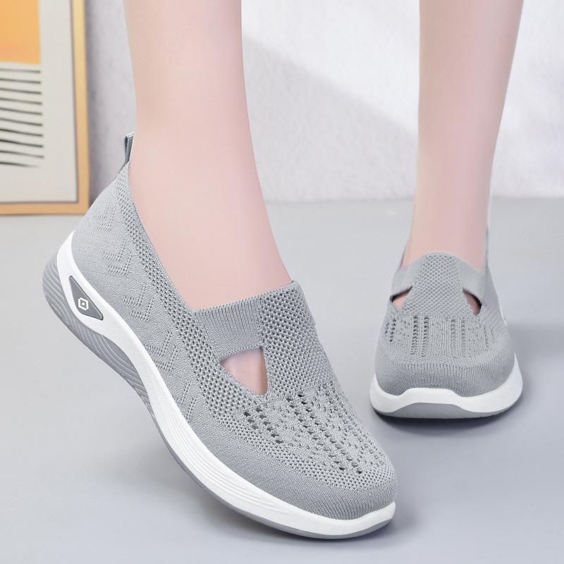 Shoes Women's Large-size Women's Shoes with Soft Soles Pedal Mother Shoes, Mesh Breathable Cloth Shoes KT