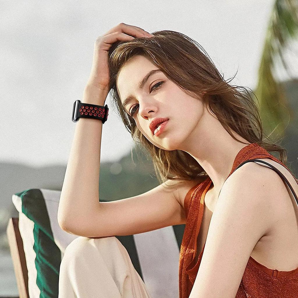 Silicone Strap For Apple Watch Band 44mm 45mm 49mm 40mm 41mm Soft Watchband Correa Bracelet iWatch Series 3 4 5 6 7 Se 8 Ultra