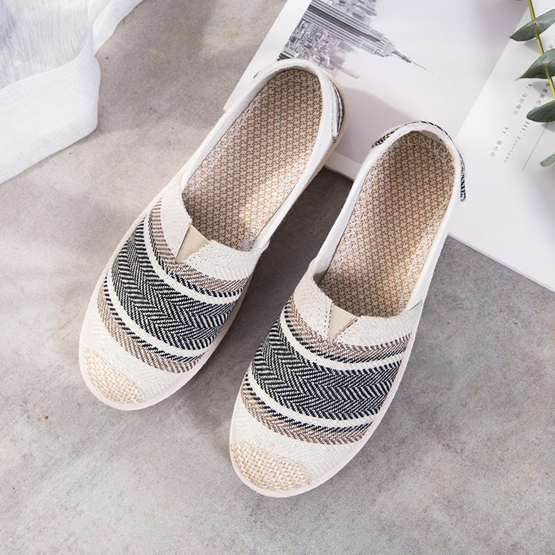 Women Shoes 2024 New Breathable Mesh Lightweight Casual Shoes Comfortable Soft Bottom Flats Slip On Flats Shoes Zapatos De Mujer