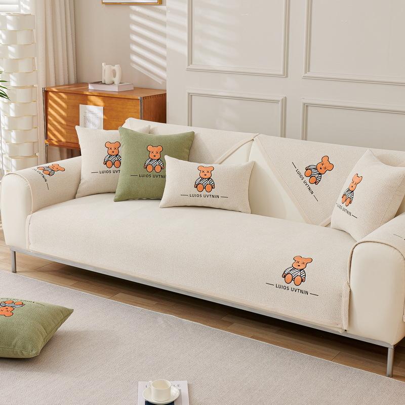 Cartoon Embroidered Sofa Cushion, Universal In All Seasons, Non-Slip Snow Neil Cover Cloth Towel, Simple Modern Sofa Cover, Seat Cushion