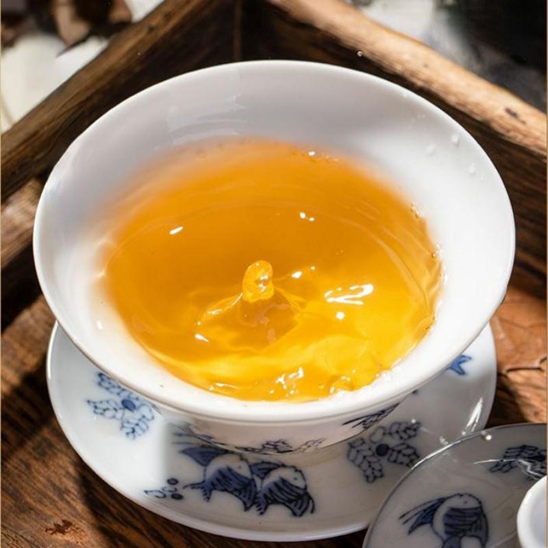 357г сырой чайный пирог Лаобаньчжан Пуэр Шэнча Весенний чай Пуэр 2013 года