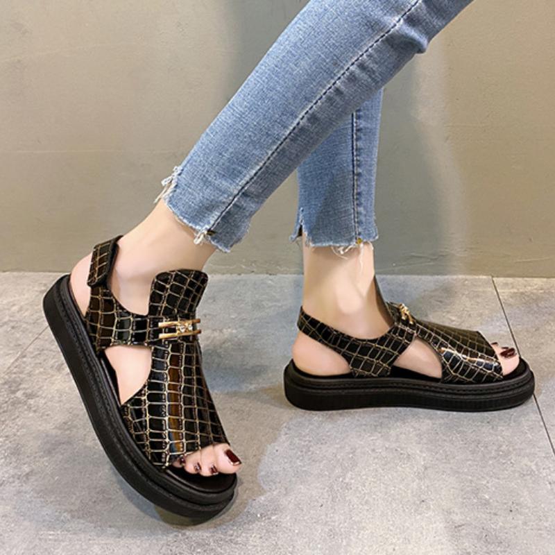 Summer New Large Size Women Sandals Fashion Thick Sole Metal Buckle Casual Beach Sandals Shoes for Women Sandalias