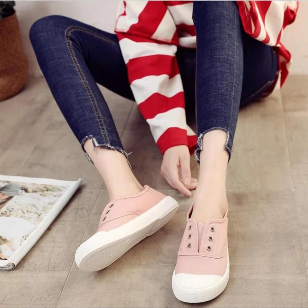 Leisure Shoes for Women Sneaker Fashion Four Seasons Breathable Slip-ON Athletic Low Help Women's Canvas Board Shoes