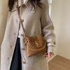 2025 Autumn and Winter New Suede Suede Shoulder Armpit Bag Minimalist Fashion Lightweight Handbag Diamond Bag Women