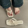 Casual Flat-bottomed Flip-flops Shoes for Women's Summer Wear 2025 New Beach Comfortable Niche Retro Cool Slippers