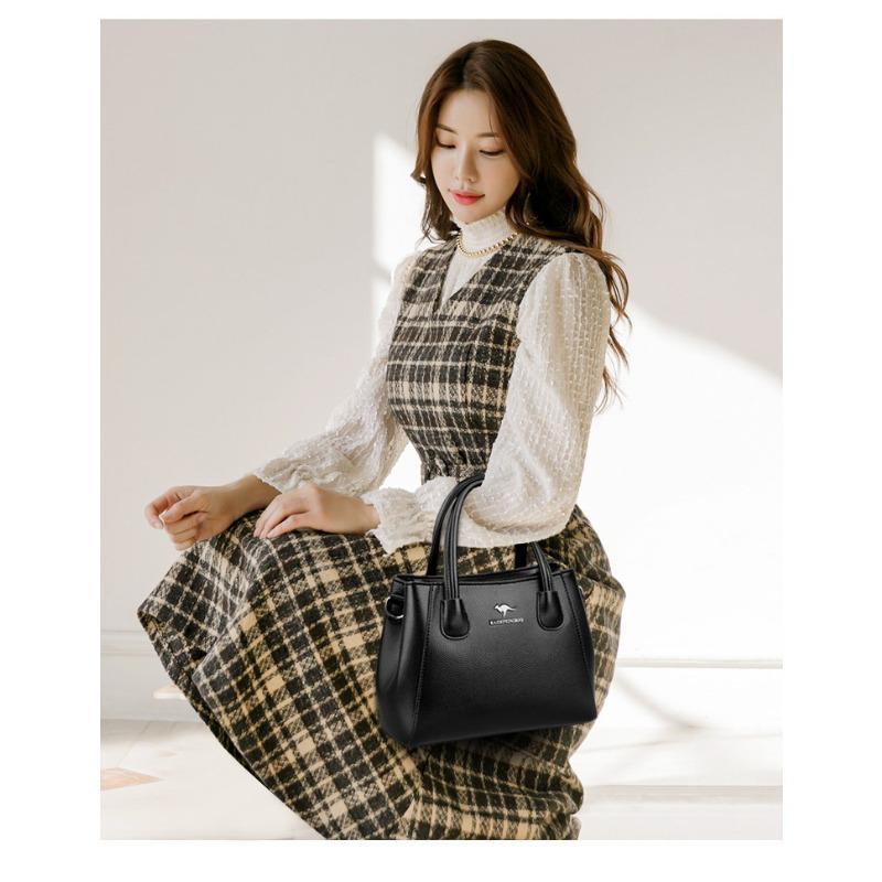 Women's Bag New 2023 Crossbody Shoulder Bag Handbag Women's Large Capacity, Fashionable and Magnificent