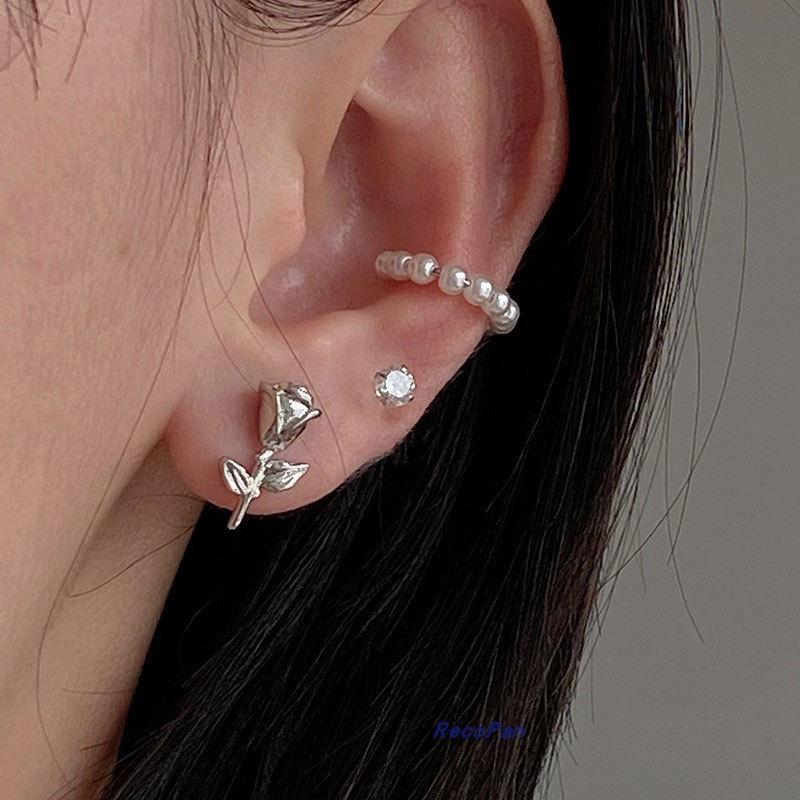 New Japanese and Korean Niche Temperament Rose Earrings, Versatile French Retro Earrings