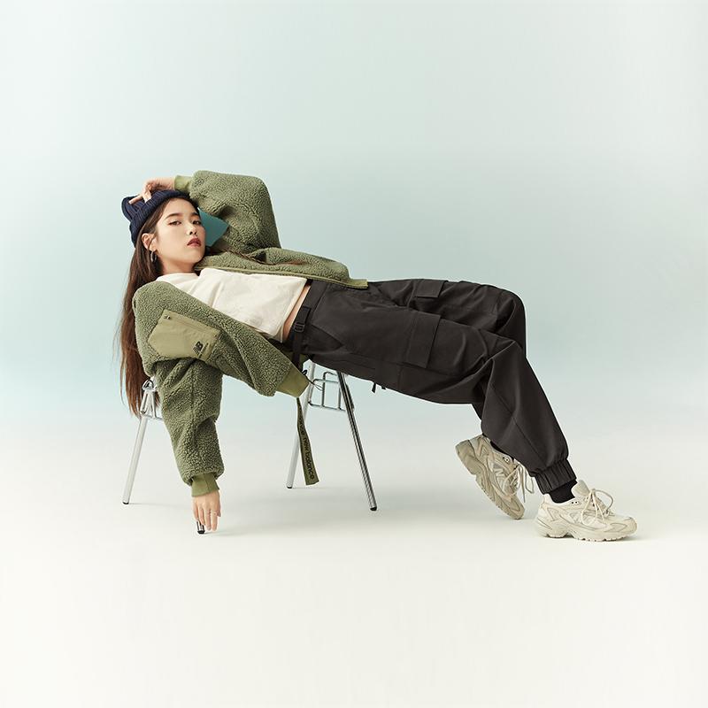 New Balance 725 Кроссовки 'Бежево-коричневые' ML725D