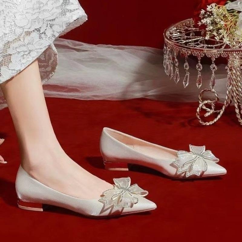 Flower Pearl Women High Heels Shoes Crystal Luxury Sandals Elegant 2025 Trend New Summer Pointed Toe Shoes Woman Pumps Zapatos