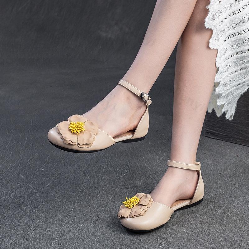 Fashion 2025 Summer New Elegant Flower Design Casual Flat Sandals for Women Retro Fashion Comfortable Versatile Flats Lightweight Pumps
