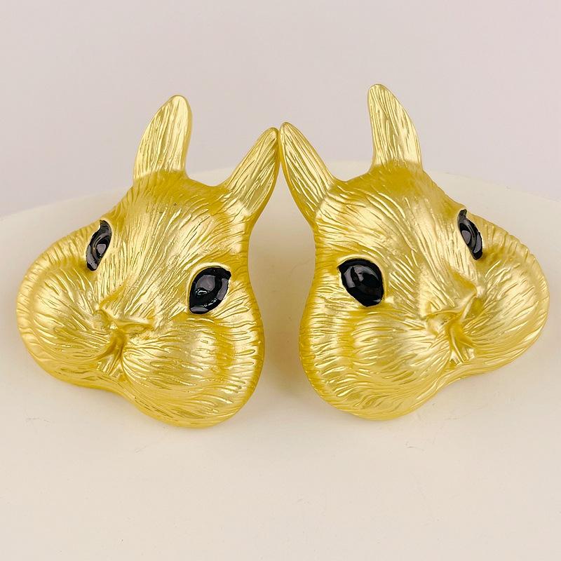Vintage Women Men Classic Rabbit Design Brooches Earrings Baroque Palace Style Unisex Metal Crystal Animal Pins Badges Jewelry