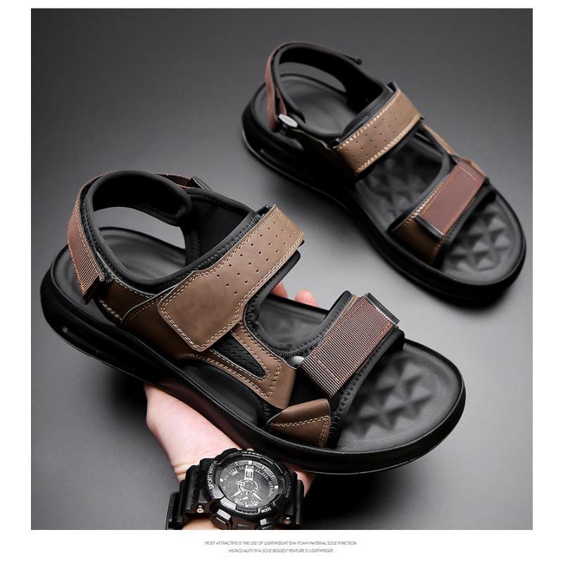 Fashion Summer Designer Hollow Leather Soft Soled Men's Sandals Fashion Retro Casual Outdoor Beach Men Sandalias Male Driving Shoes