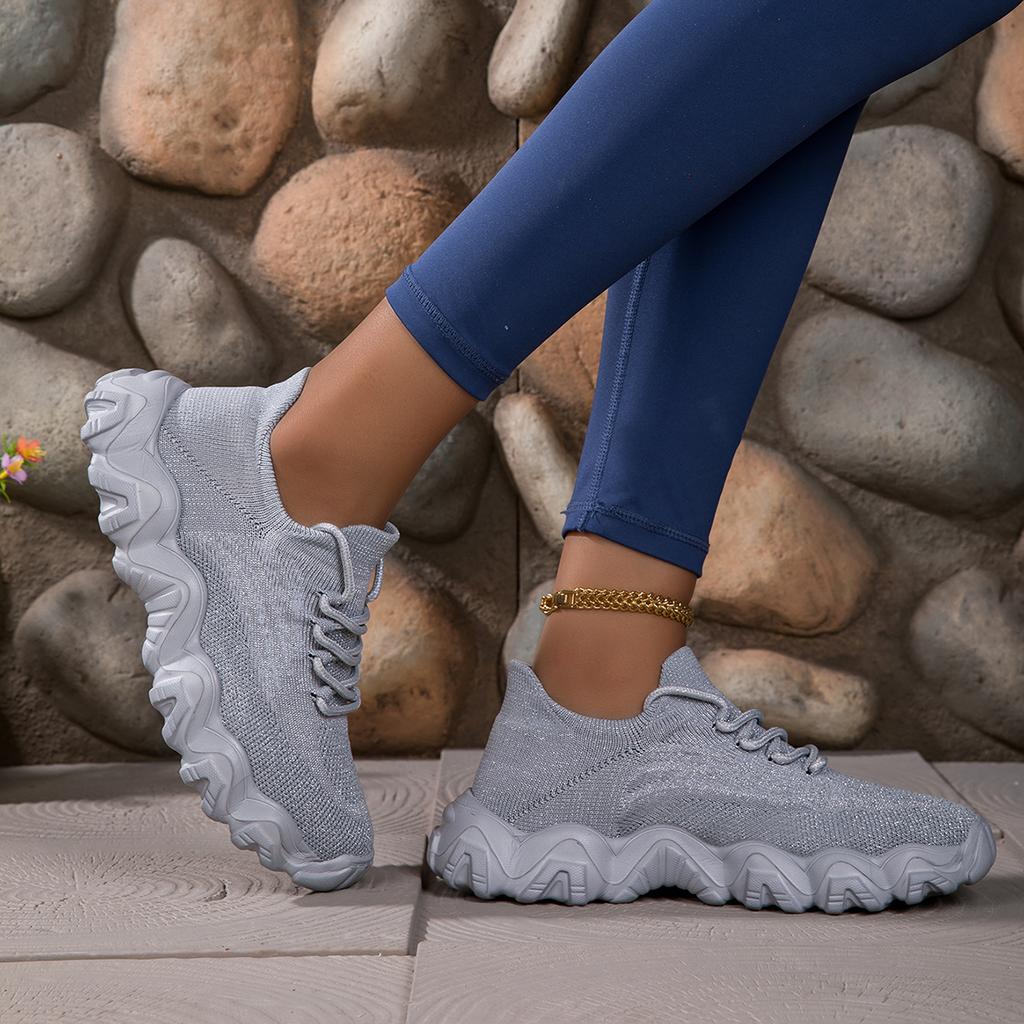 Fashion Luxury Women's Shoes High Quality Summer Running Breathable Mesh Fabric Thick Sole Anti Slip Fashion Versatile Training Shoes