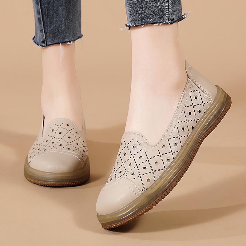 Spring Summer Leather Mesh Flat Casual Shoes Hollow Breathable Comfortable Fashion Single Shoes for Women Mom Loafers