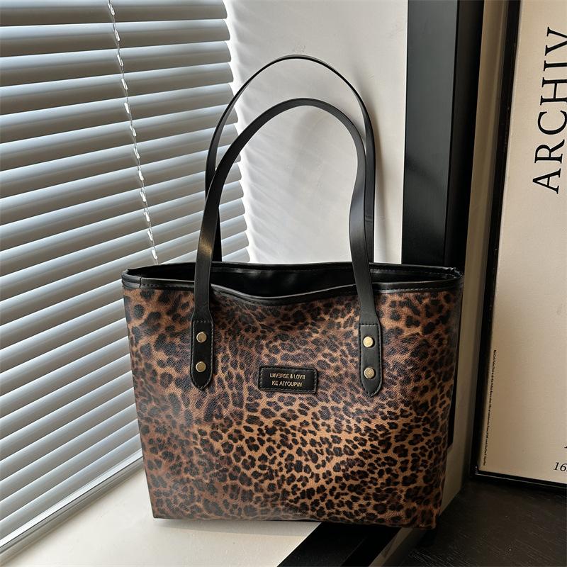 Popular Textured Bag Women'S Autumn And Winter Leopard Print Tote Bag Women'S Large-Capacity Commuting Shoulder Bag