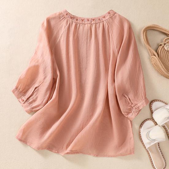 Summer Women Shirt V Neck Flower Embroidery Three Quarter Sleeves Loose Solid Color Retro Mother Mid-aged Female Daily Casual Blouse