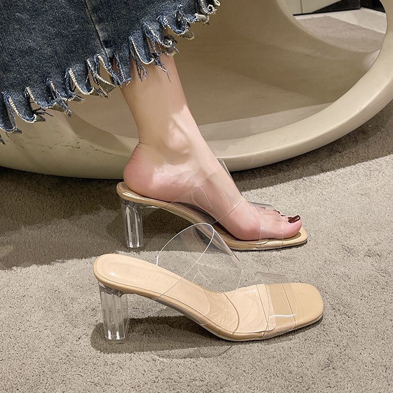 2025 New Summer Transparent Sandals Women's Medium Heel Thick Heel Crystal High Heels Fairy Style Word with Cool Slippers