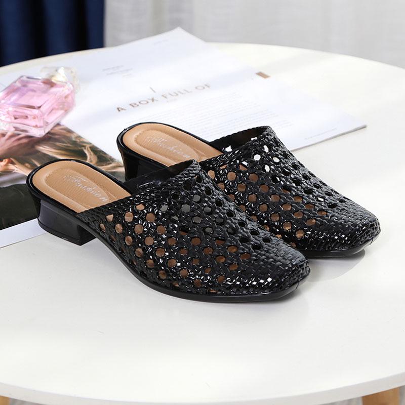 Women's Summer Mid-Heel Beach Slippers: Non-Slip, Fashionable Korean Style with Thickened Sole