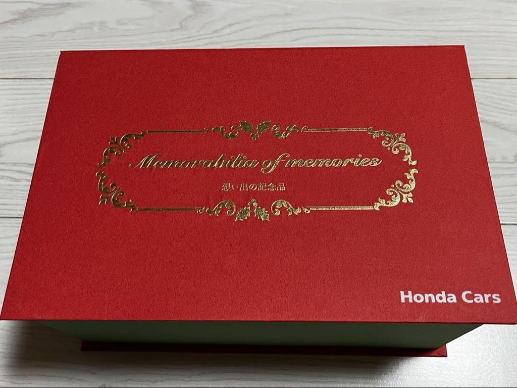 [USED] Honda Cars Pair of Teddy Bears (Boxed, Not for Sale)
