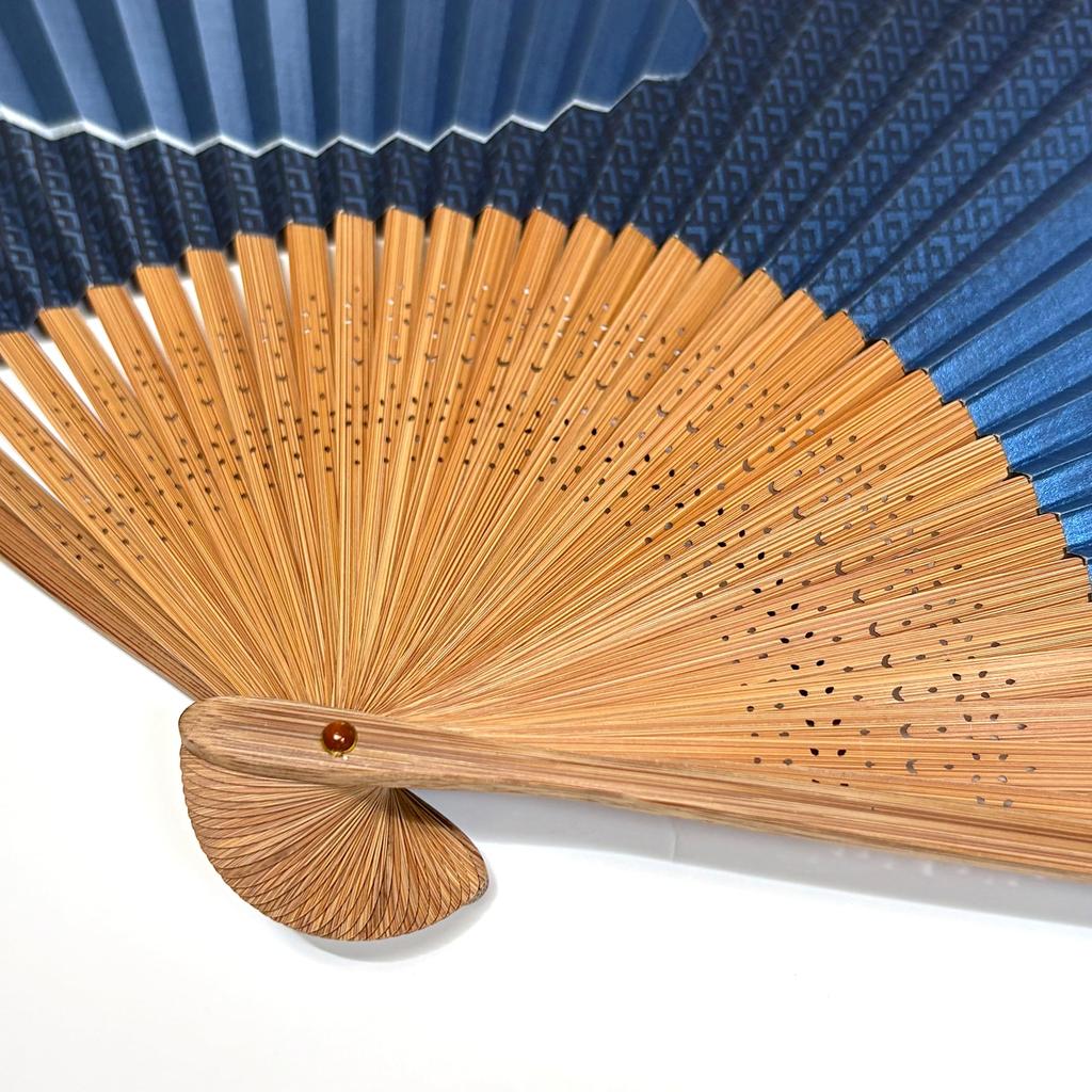 Hanakanzashi Folding Premium Paper Single Japanese Metallic Flowing Water Size 81 Men's Fan, Fan, Item, 21.5cm, Pattern, Blue, Design, (Blue)
