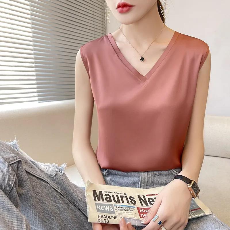Women's Spring and Summer Solid Color V-neck Loose Casual Camisole Undershirt Sleeveless Satin Bottoming Tops